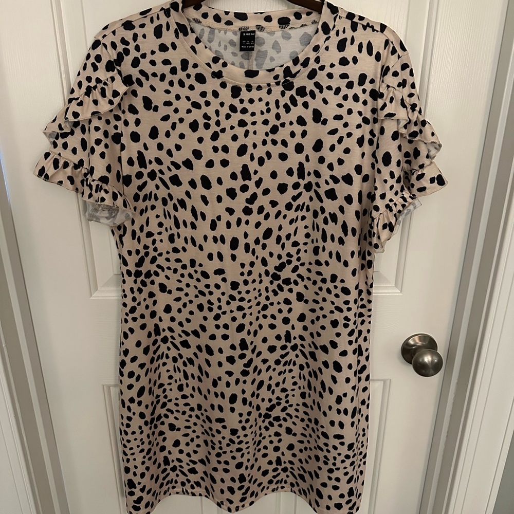 Women's Ruffle Sleeve Cheetah Shirt Dress